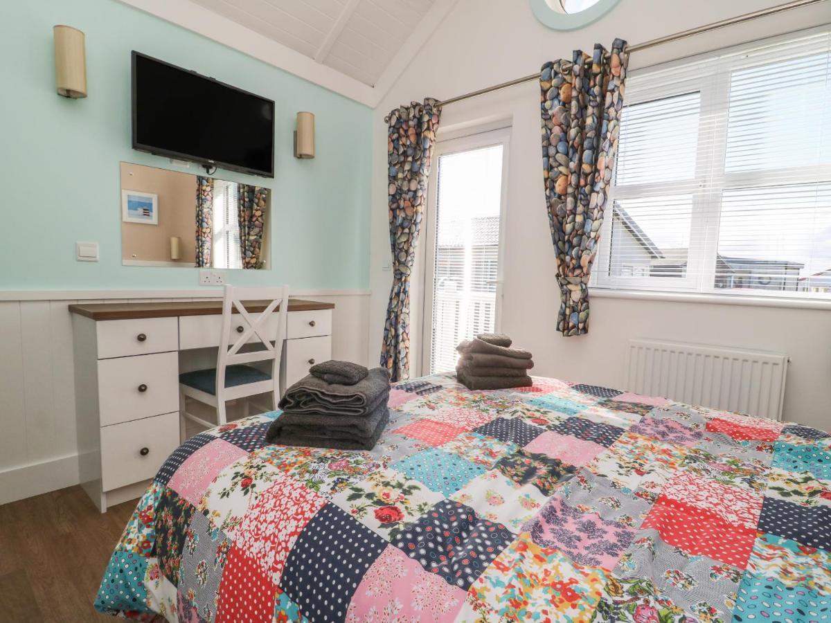 Holiday home 279